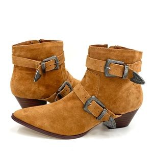 Steve Madden Tan Ankle Boots with Pointed Toe and Low Stacked Heel